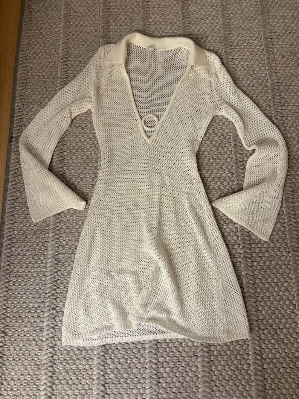 DEVON WINDSOR Cream Open-Knit V-Neck Long Sleeve Dress
